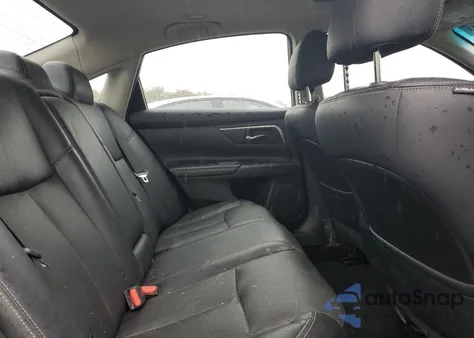 2017 Nissan Altima 2.5 from USA, damaged, VIN 1N4AL3AP7HC202746